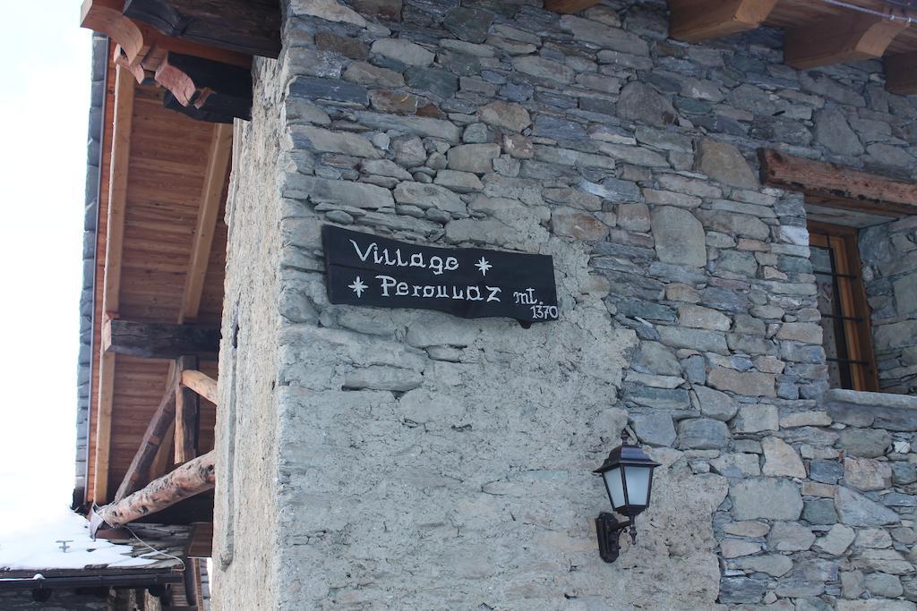 Maison Peroulaz Charvensod Ruang foto